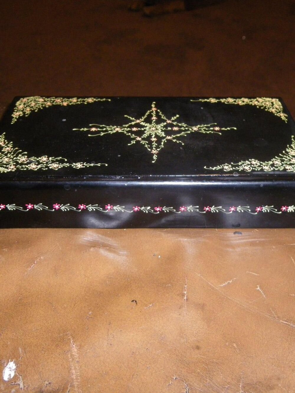 Vintage Wooden Black Lacquer Jewelry Trinket Box w/ Floral Graphics